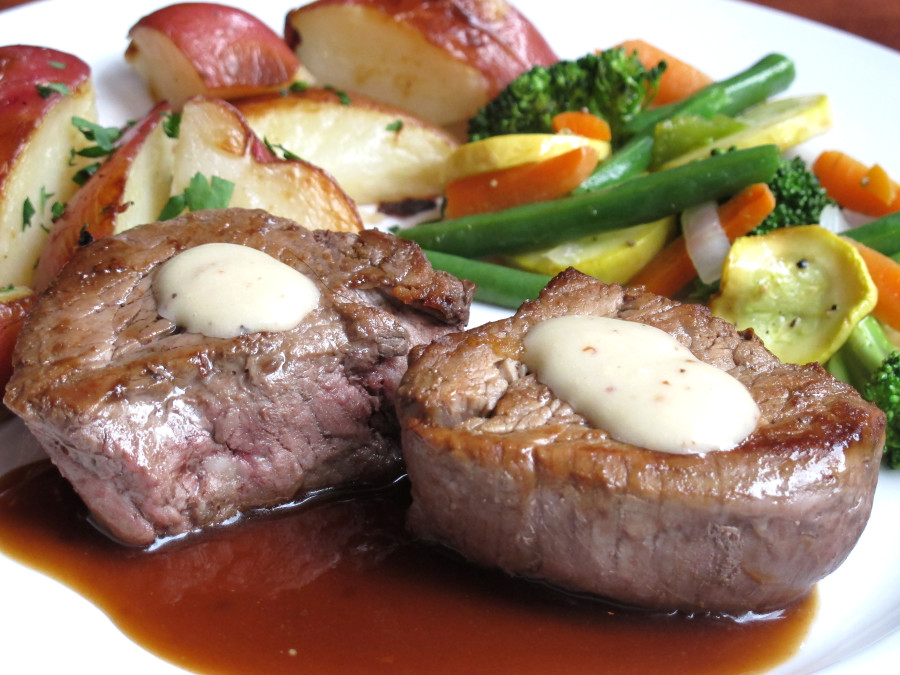 A plated catering entrée