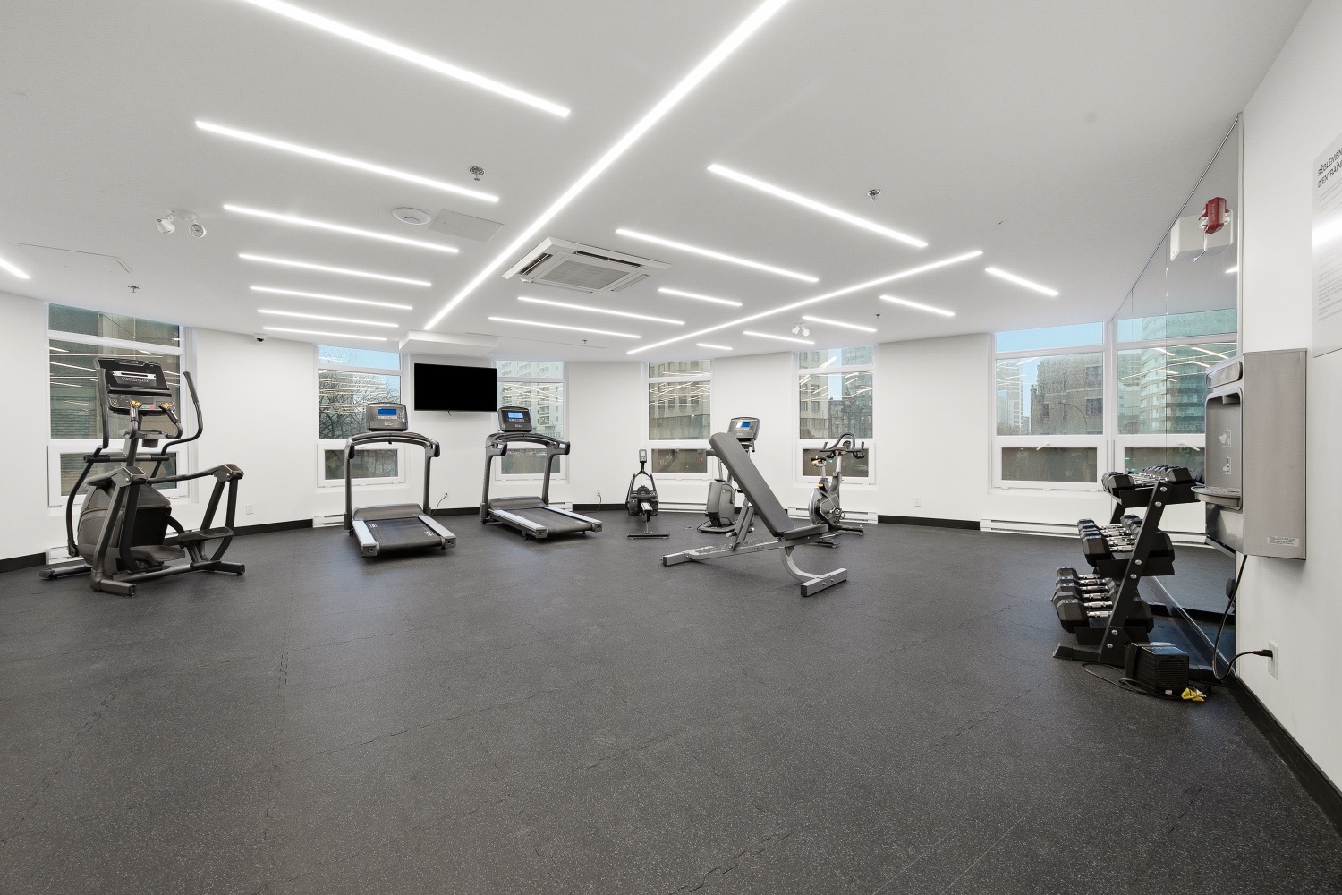 450 rue Sherbrooke Est — salle d’entraînement