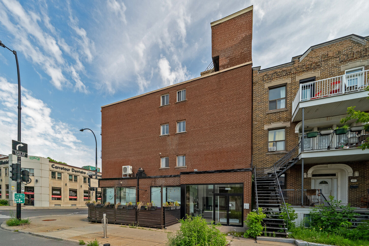 6945 rue Christophe-Colomb — vue de la rue