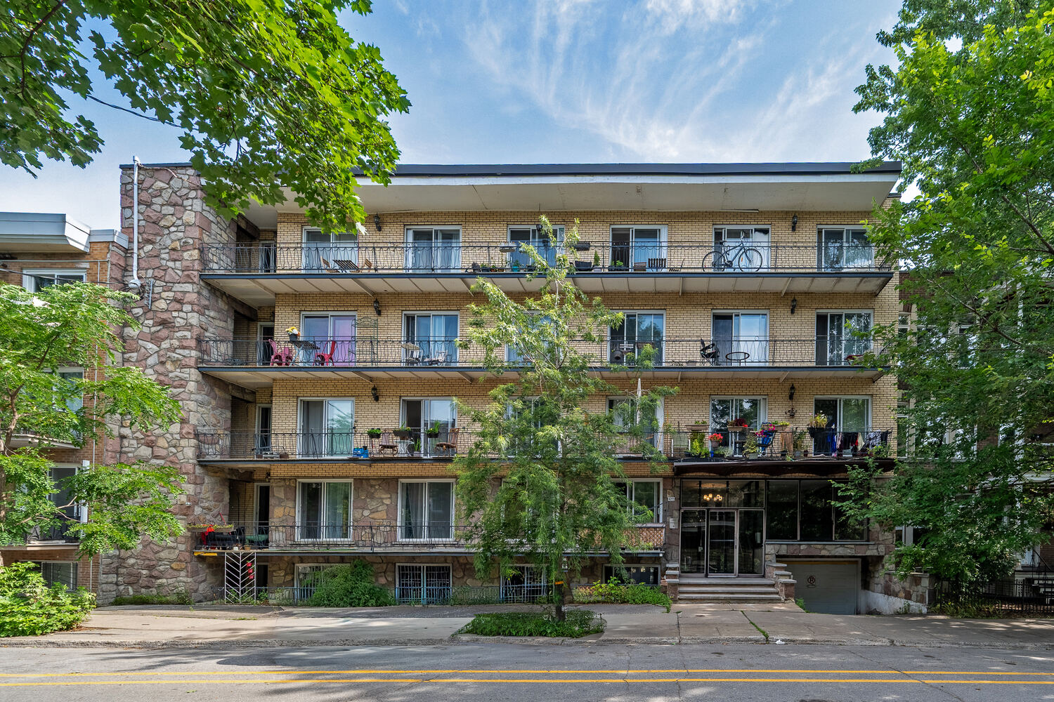 4295 rue Marquette — vue de face