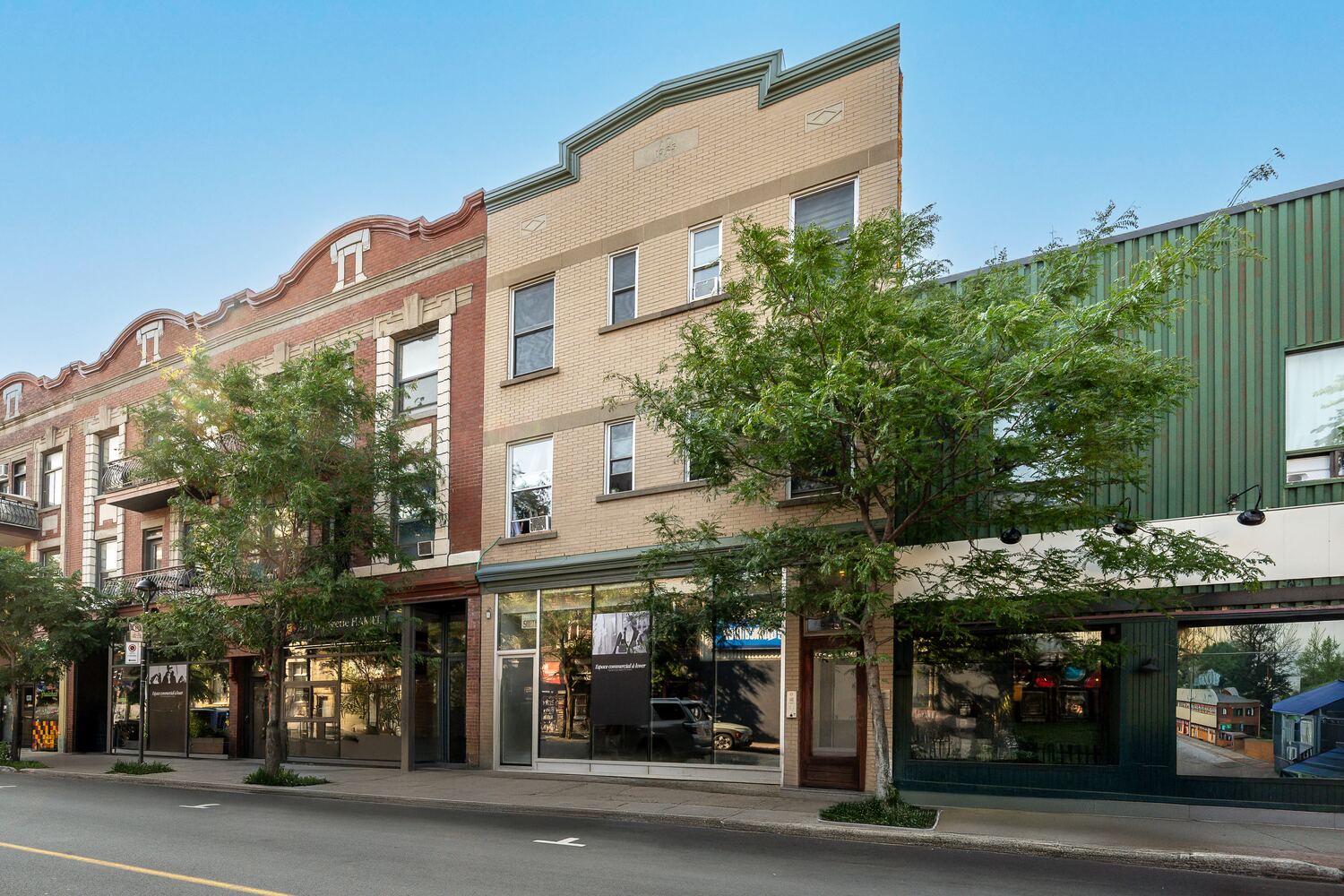 2133 avenue du Mont-Royal Est — vue de la rue