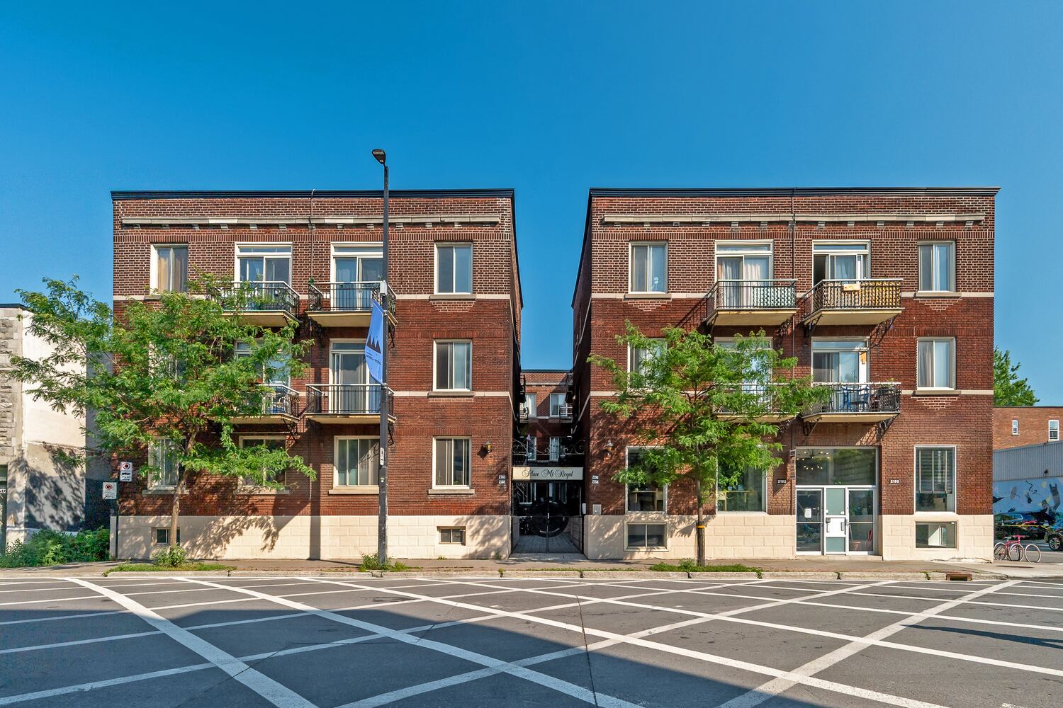 2154–2160 avenue du Mont-Royal Est