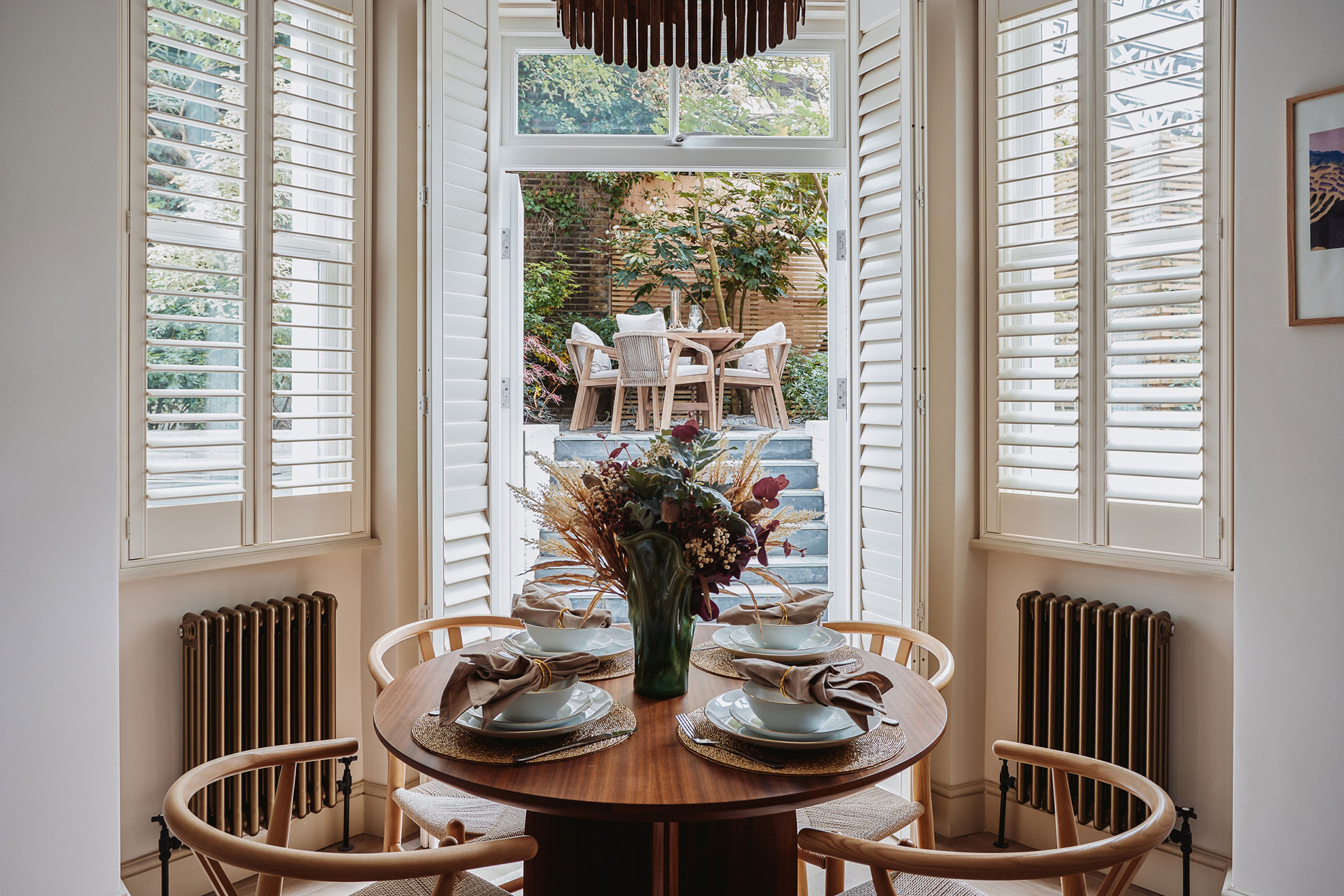 Dining at Tregunter Road, Chelsea