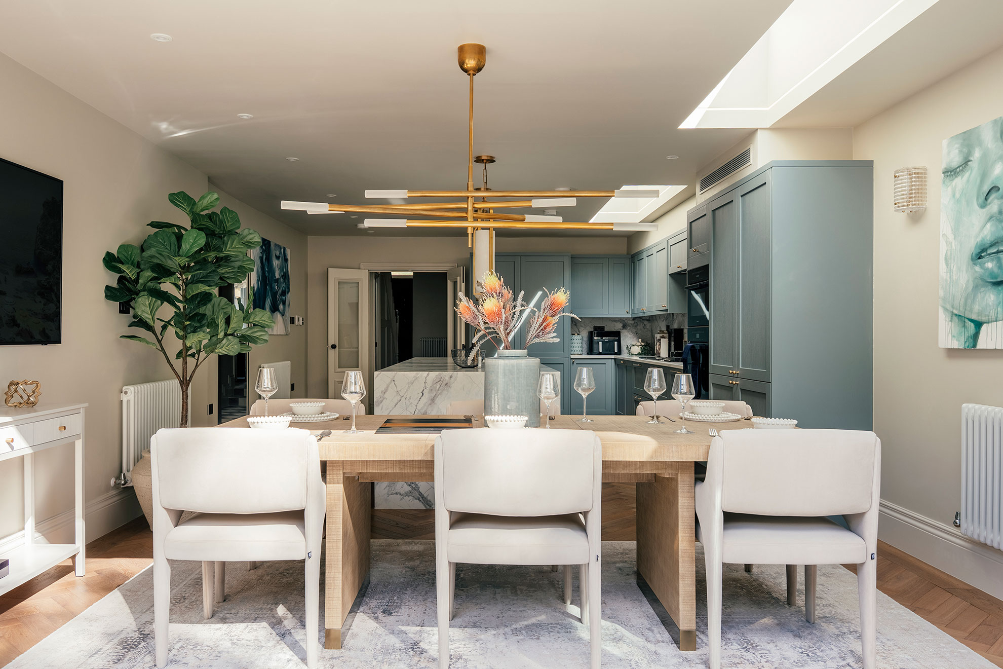 Dining at Sulgrave Road, Hammersmith