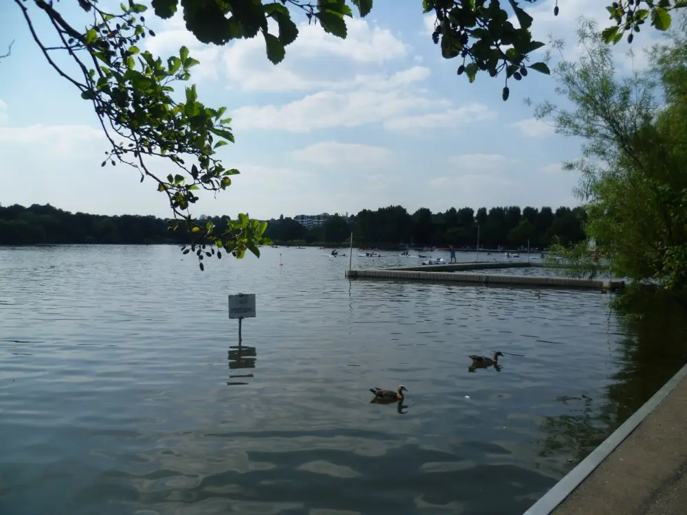 The lake in Wimbledon Park