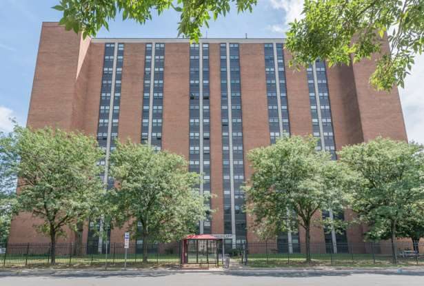 Trent Center East and West, Trenton