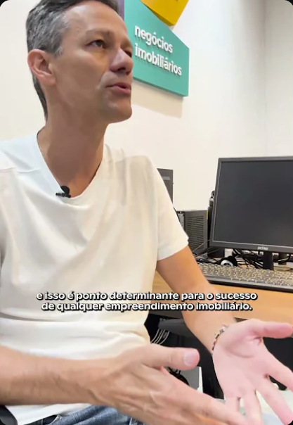 Depoimento em vídeo de Marcelo Novaes