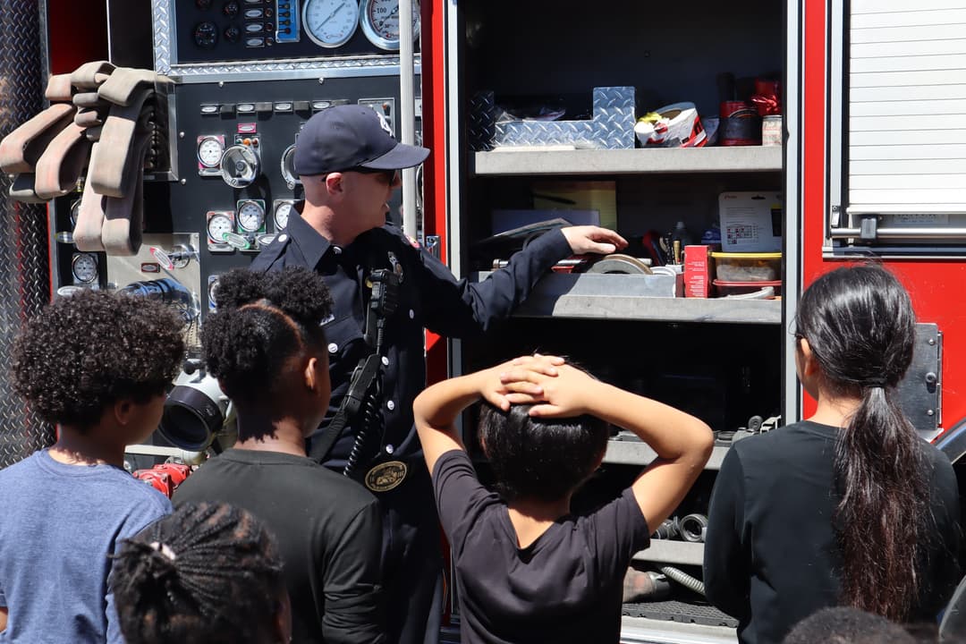 Oakland Fire Department No. 17 Field Trip - Image 4