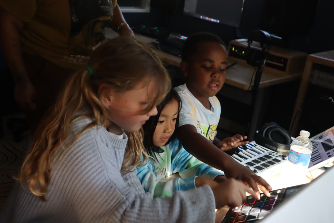 Digital Music Studio Grand Opening - Image 10