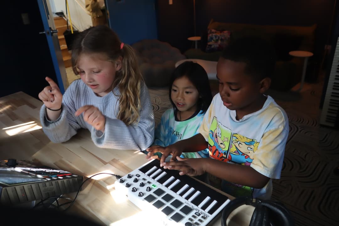 Digital Music Studio Grand Opening - Image 13