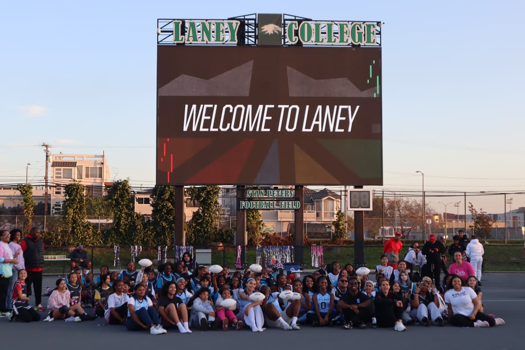 Girls in Flag Clinic - Image 7