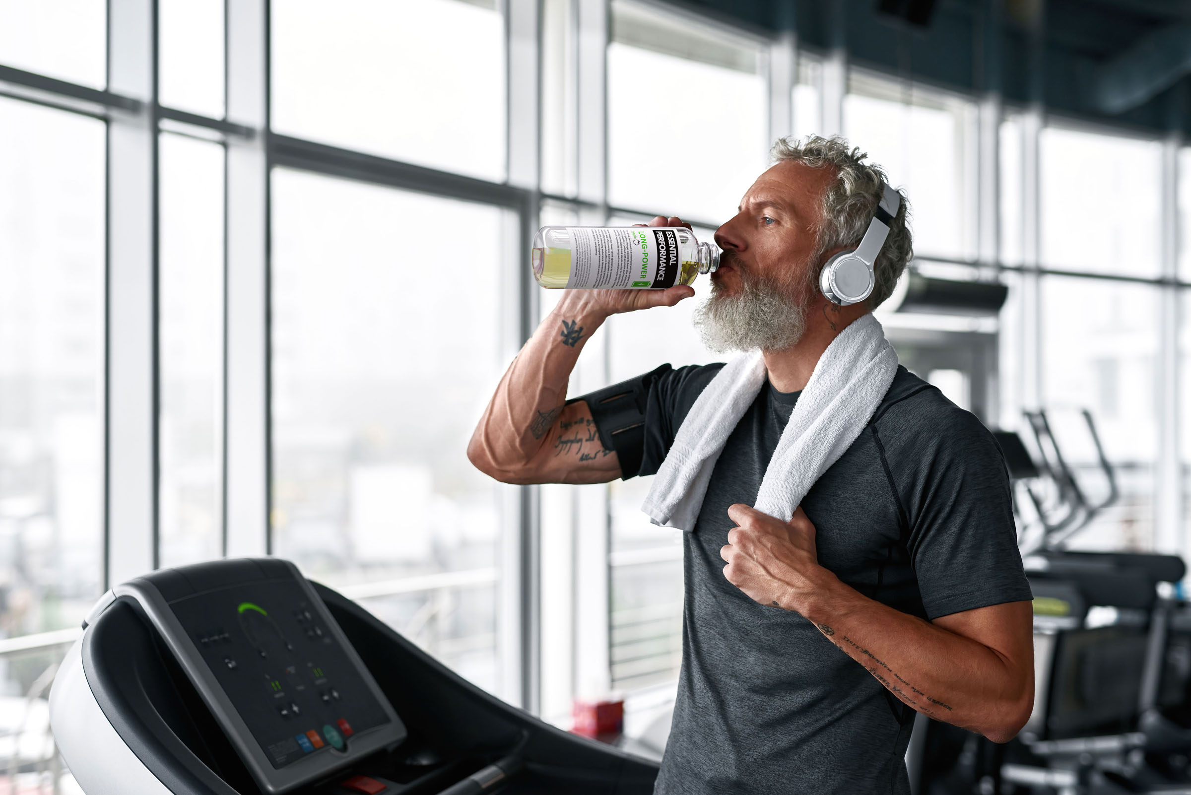 Essential performance long power gym, beverage visual by 35milimetre