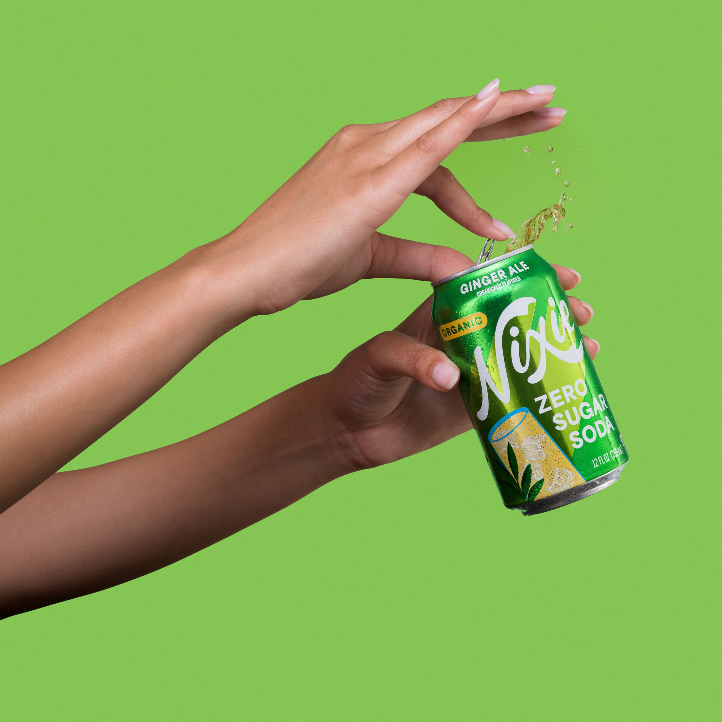 Nixie ginger ale can opening, beverage visual by 35milimetre
