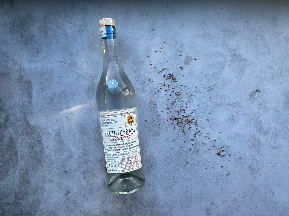 Pop the Bottle: Latest Trends Shaking Up Alcoholic Beverage Design