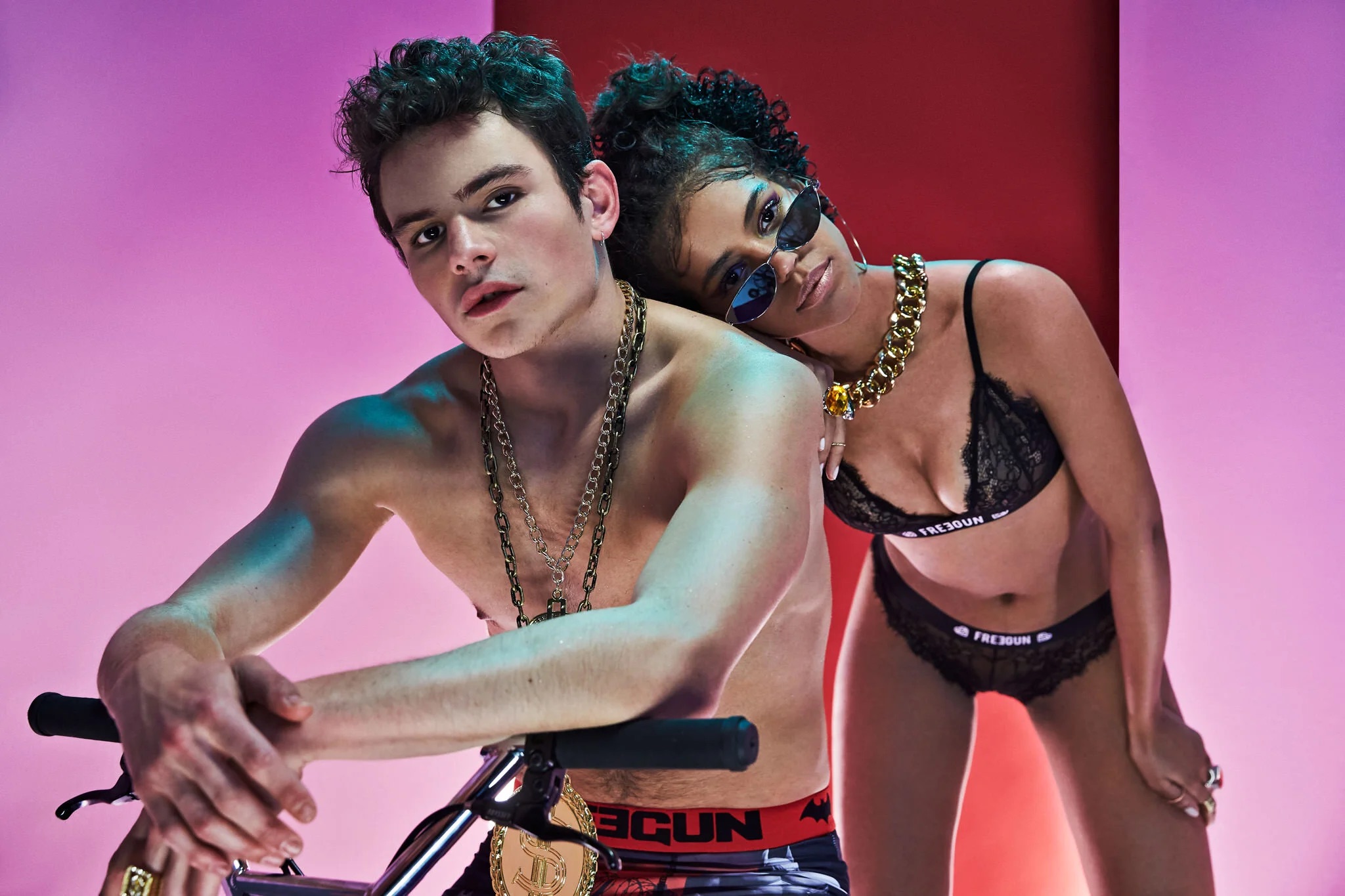 Freegun Neon Campaign