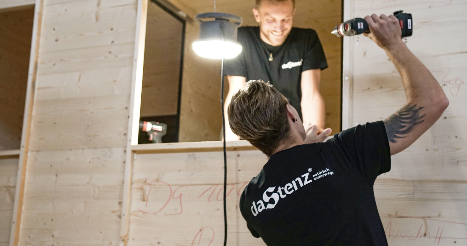 Wohnwagen aus Holz bauen