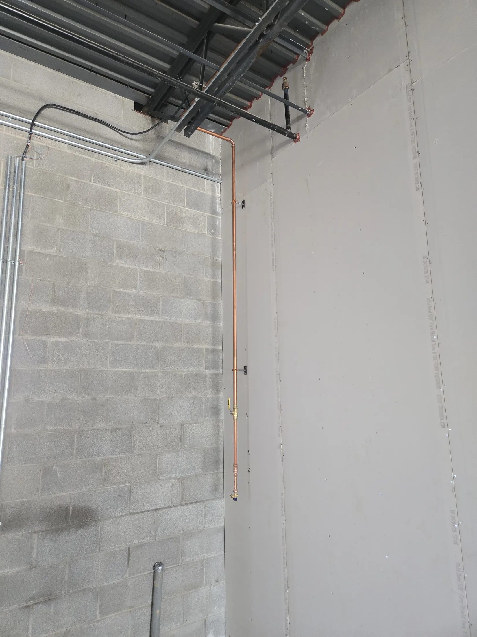 Commercial plumbing rough-in on a Plumbed Perfect project in Elizabethtown Kentucky