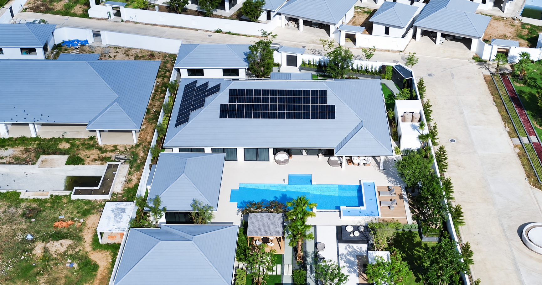 Solar-powered home with rooftop photovoltaic panels