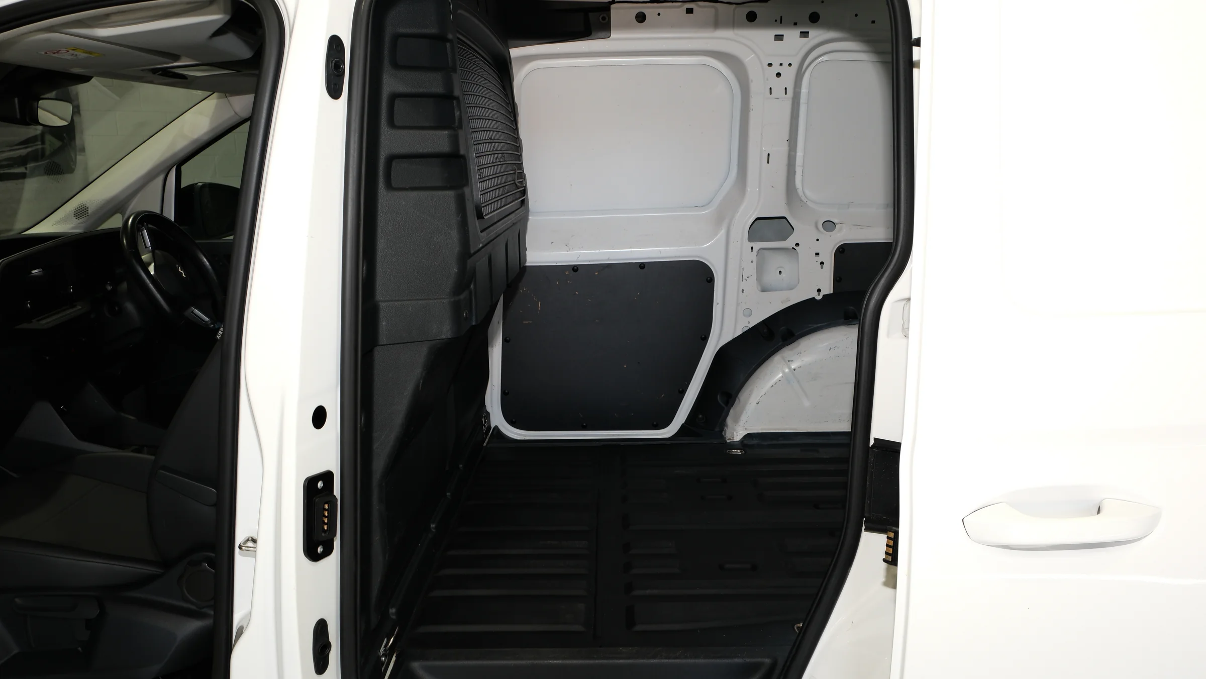 2023 Volkswagen Caddy TDI320 – photo 7