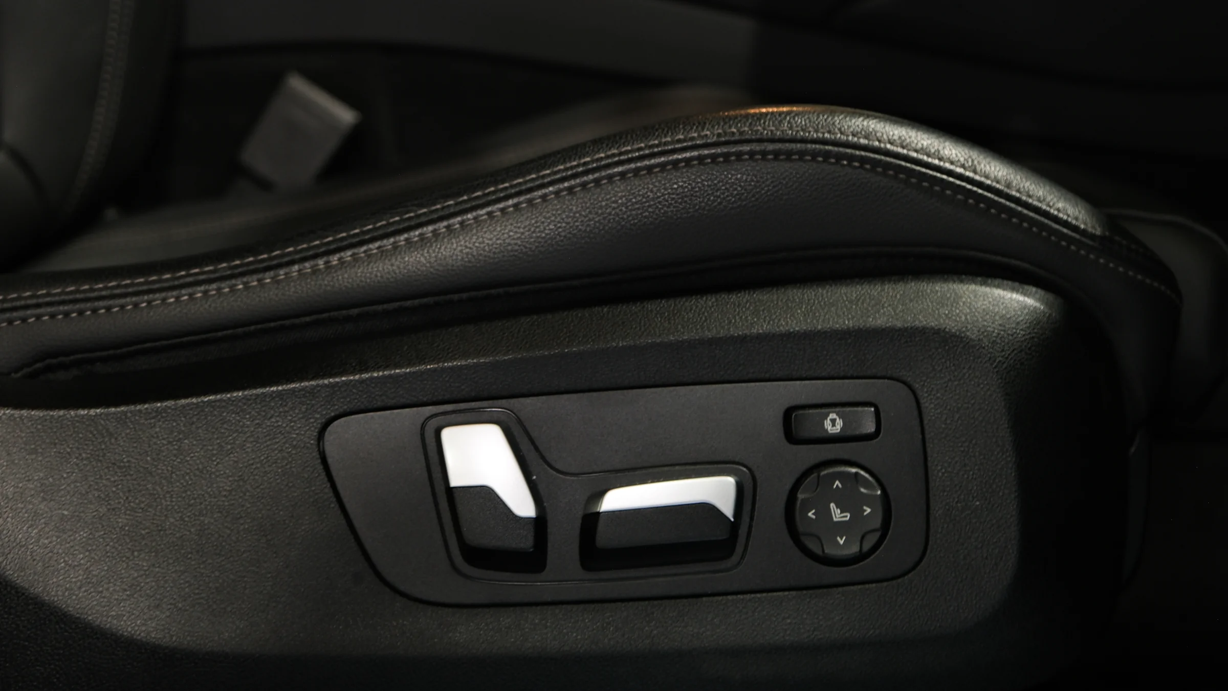 2022 BMW X6 xDrive30d M Sport – photo 21