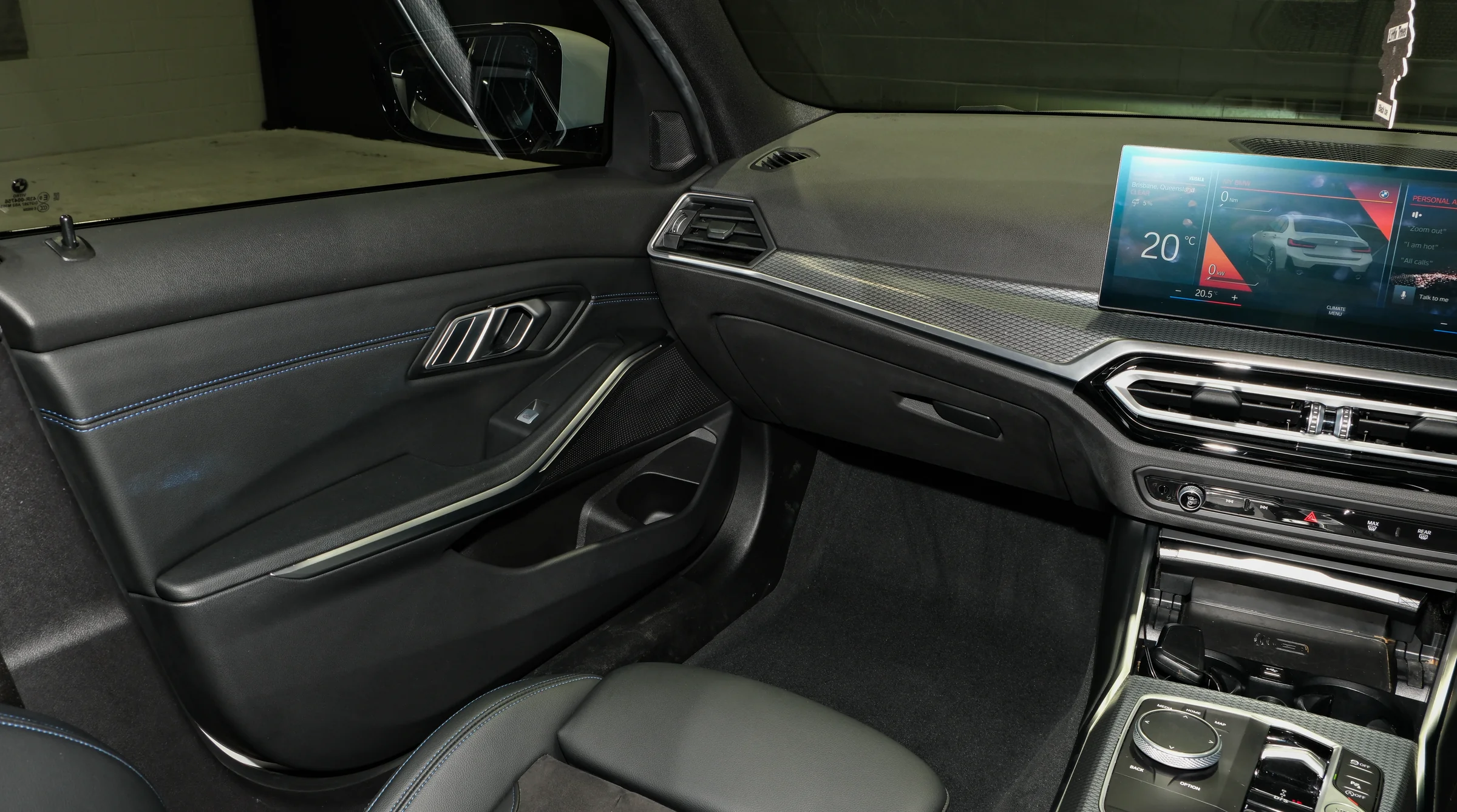 2023 BMW 3 Series 320i M Sport – photo 19