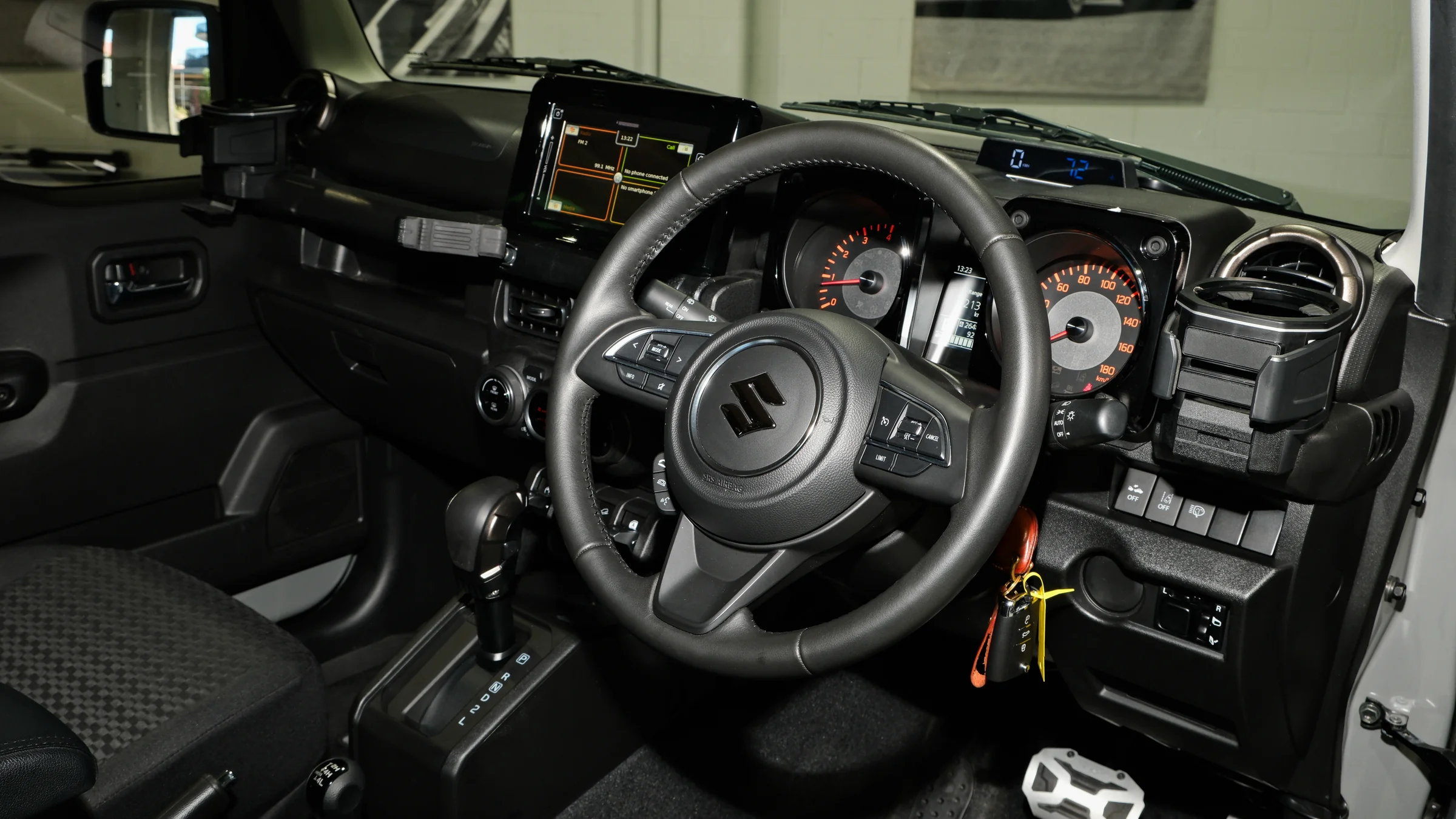 2024 Suzuki Jimny GLX – photo 26