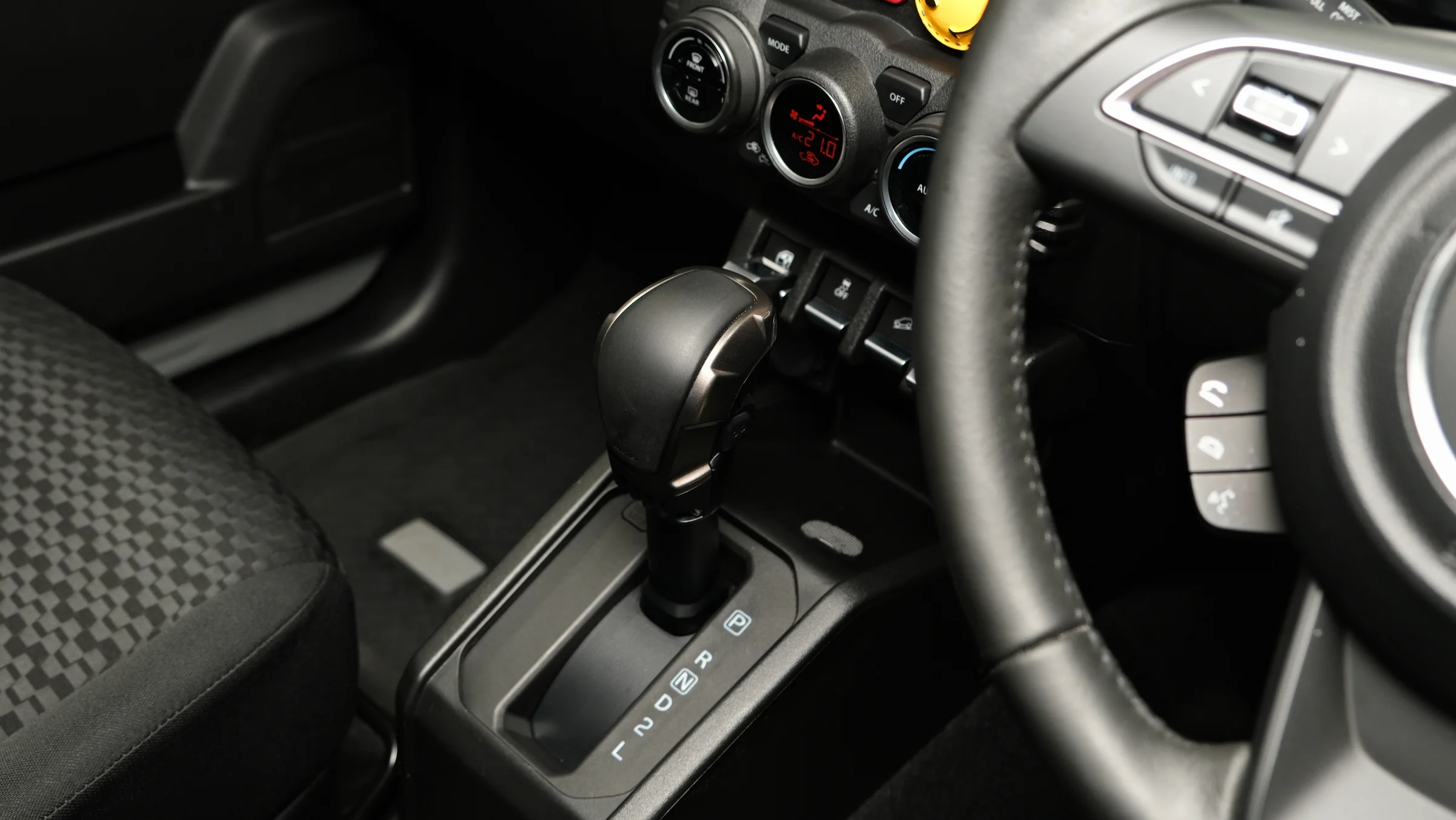 2024 Suzuki Jimny GLX – photo 25