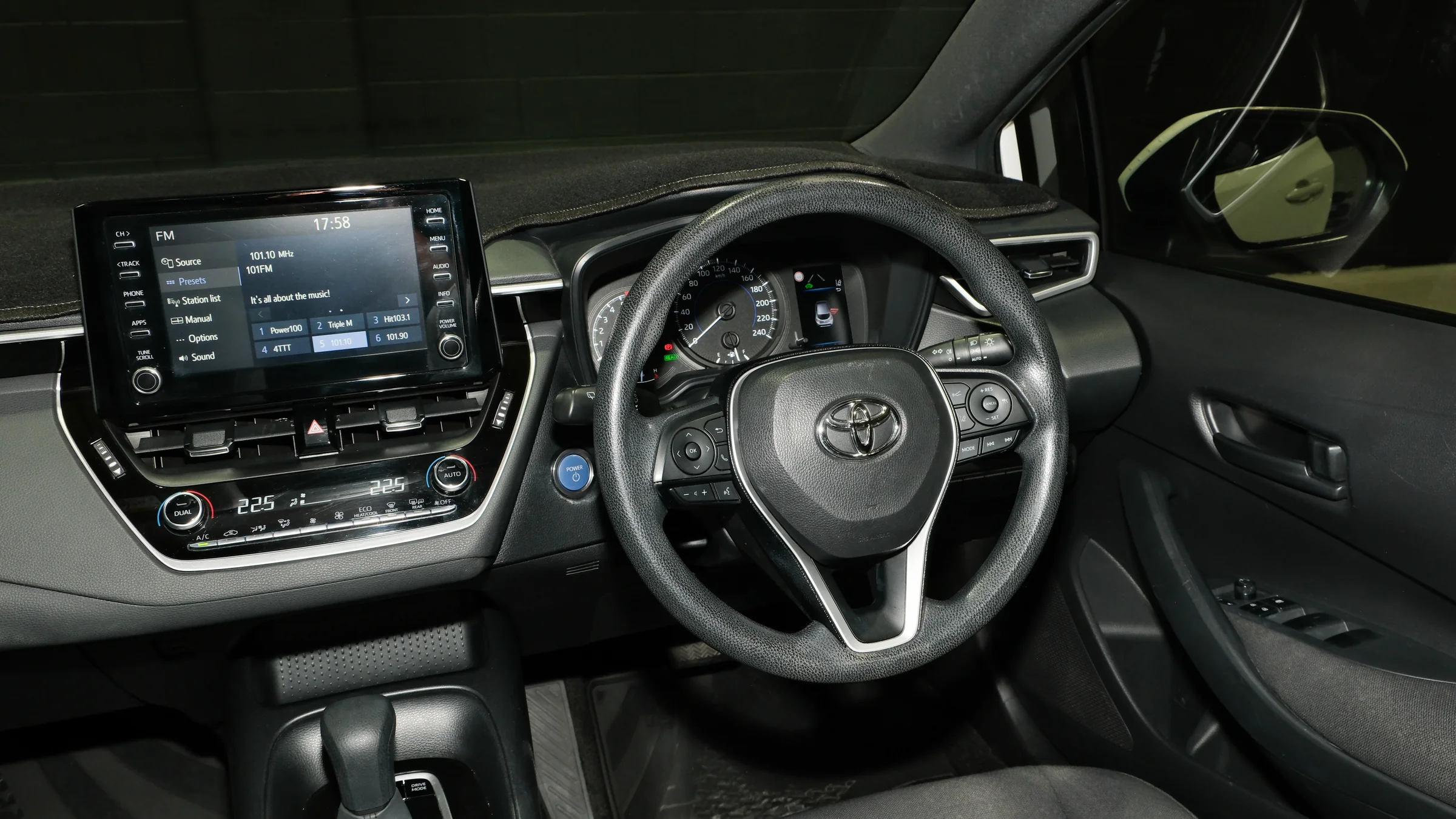 2020 Toyota Corolla Ascent Sport Hybrid – photo 16