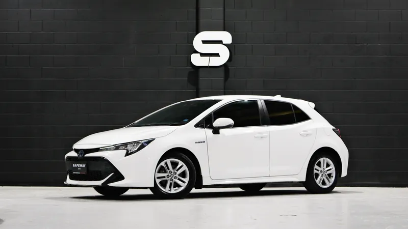 2020 Toyota Corolla Ascent Sport Hybrid – photo 1