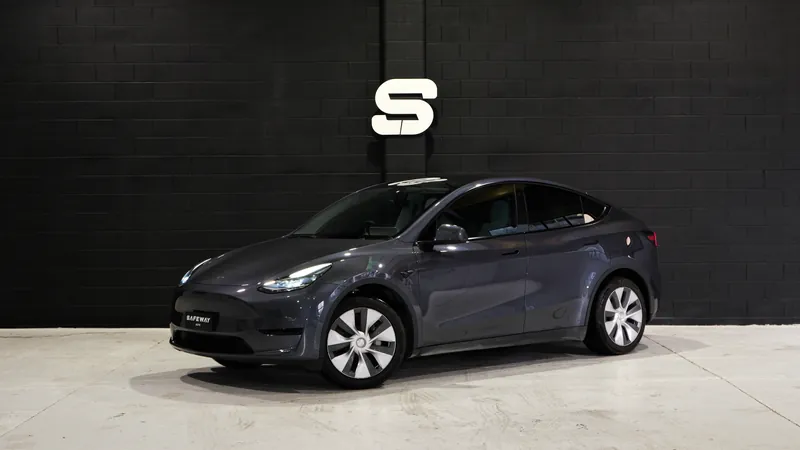 2023 Tesla Model Y Rear-Wheel Drive – photo 1