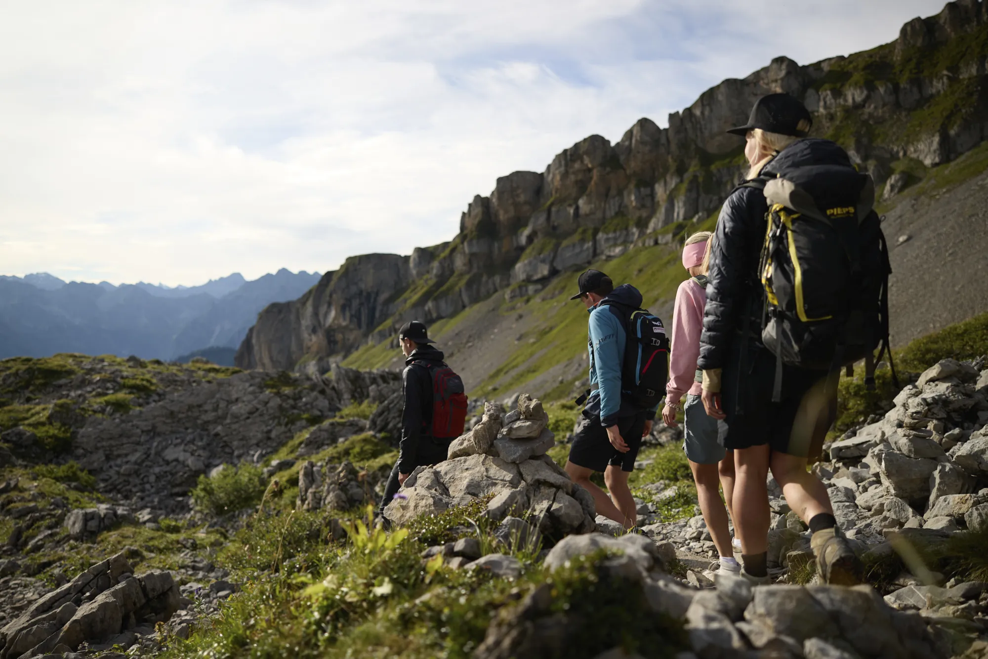 Wandergruppe am Klettergarten im Kleinwalsertal