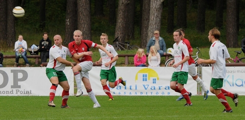 Väravaid igale maitsele, kümnemeheline Nõmme United alistati 8:1