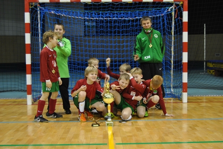 Kolmandad kohad Lähtelt ja Valgast, turniirivõit 2001 poistele!