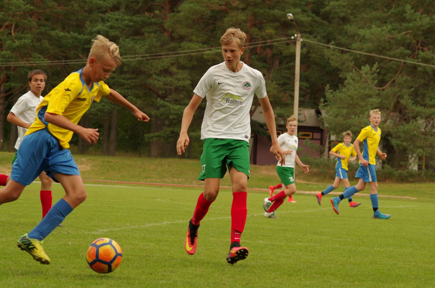 U17 sai suure võiduga palsamit valusate kaotuste haavadele