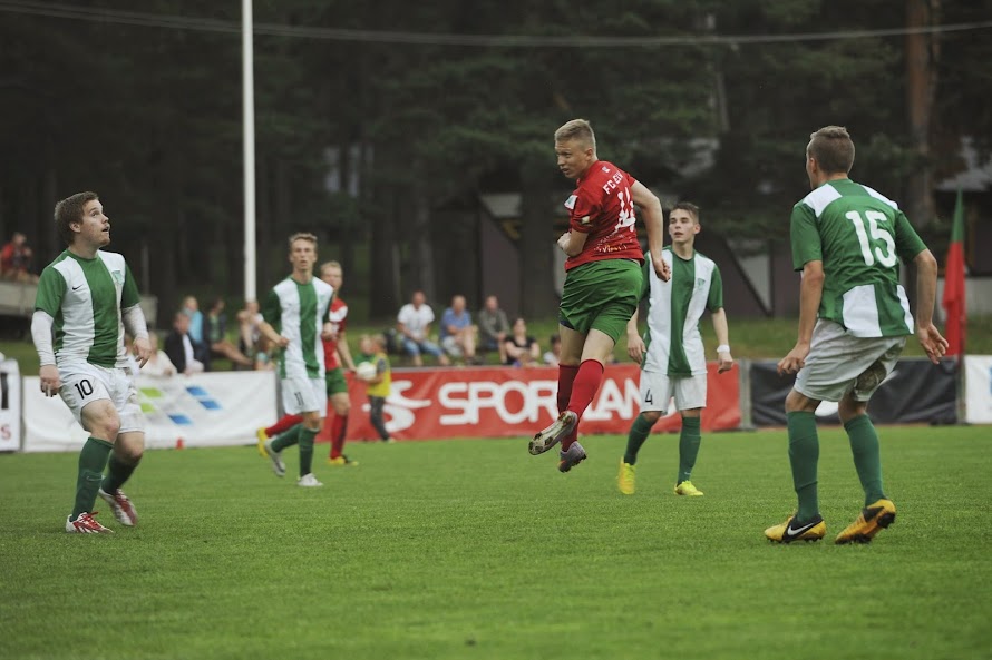 FC Elva tuli kaotusseisust välja ja alistas FC Flora III-e