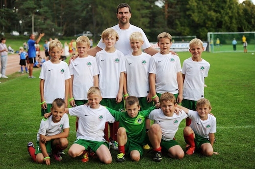 FC Elva ja maailma juhtivaim elektroonika tootja alustasid koostööd