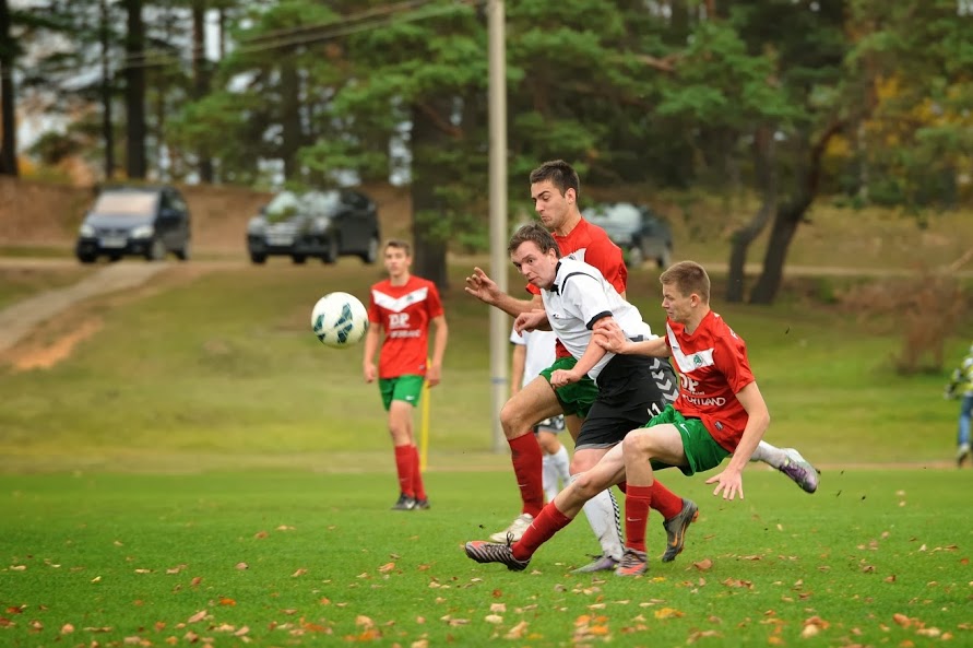 FC Elva kaotas viimaste minutite väravast HÜJK Emmastele