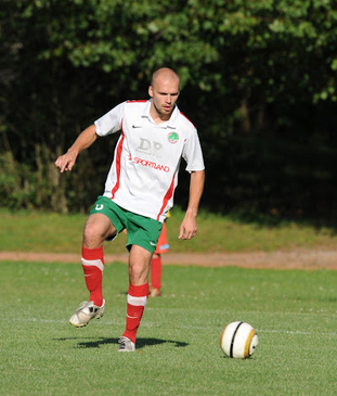Meeskonna üks peasponsor Diamond Point ja FC Elva pikendasid koostöölepingut