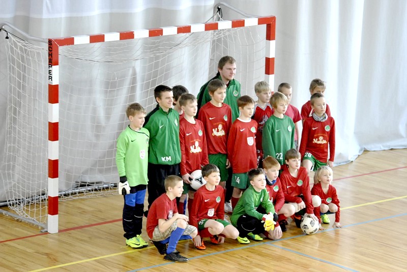 FC Elva 2000.a poisid noppisid Põltsamaalt hõbeda, Suure-Jaanist 6. ja 7.koht