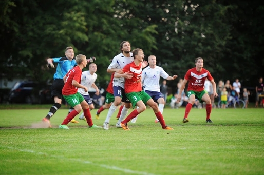 FC Elva esindusmeeskond ei suutnud Sillamäe Kalevi duubelvõistkonda üllatada ja kaotas 1:4