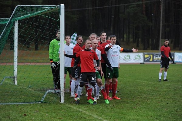 Hooaeg lõppes kaotusega HÜJK Emmastele