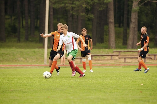 Duubli teise poolaja eksimused kinkisid FC Tartu II-le võidu