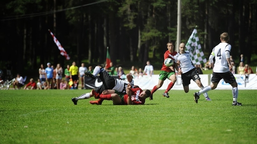 Kaheksa mängu kaotuseta püsinud FC Elva teekond katkes HÜJK Emmaste vastu