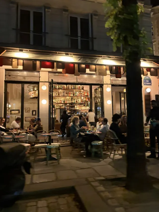 Terrasse du Comptoir le soir