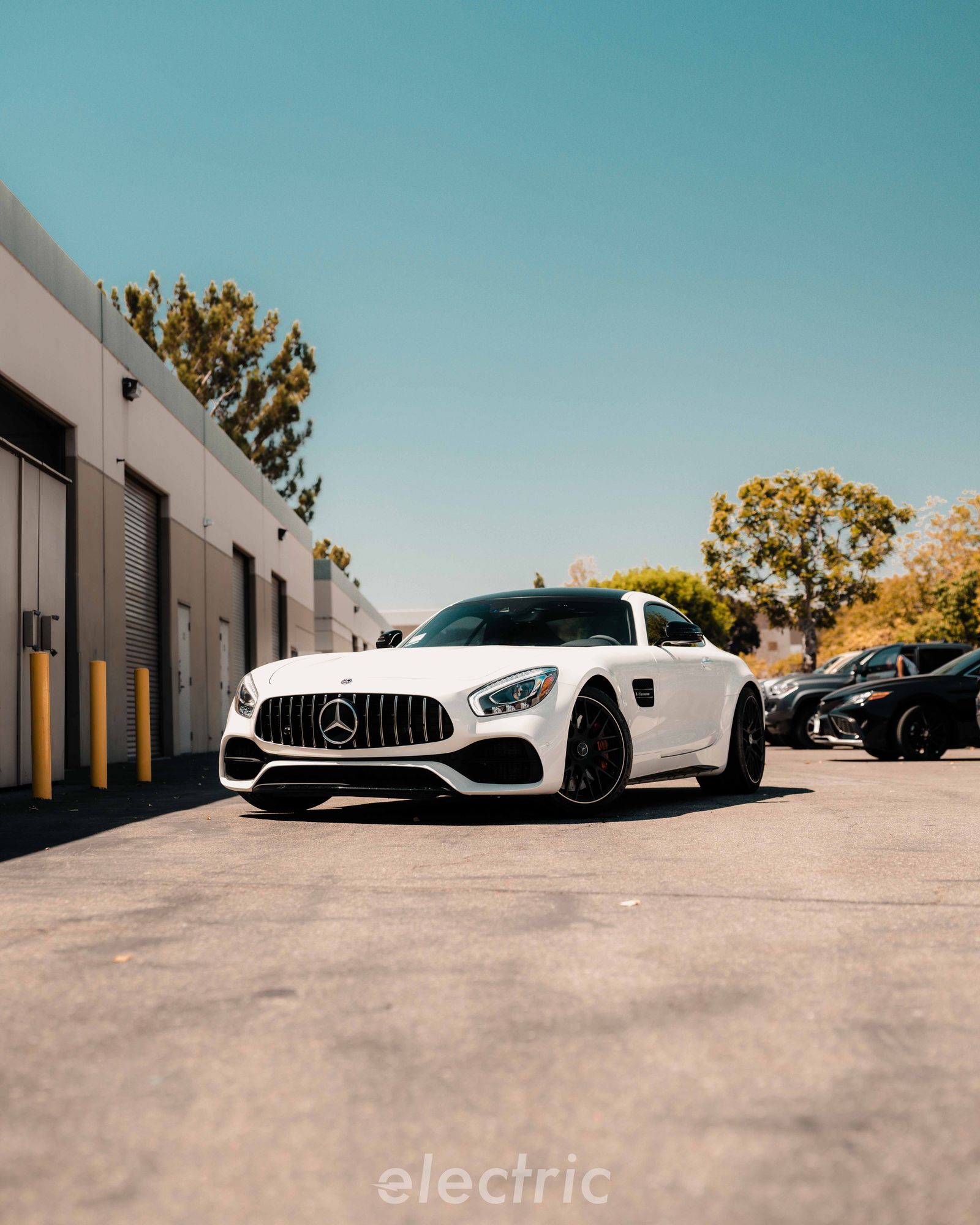 White Mercedes-AMG GT C