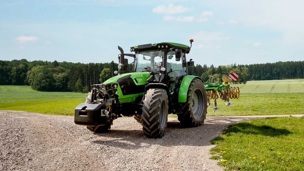 Ciągniki Deutz Fahr, co aktualnie dostępne jest na rynku?