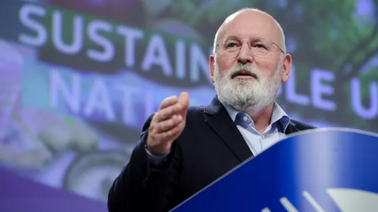 Zielony Ład coraz bliżej! Timmermans: Rolnicy nie potrzebują więcej pieniędzy by go wdrożyć