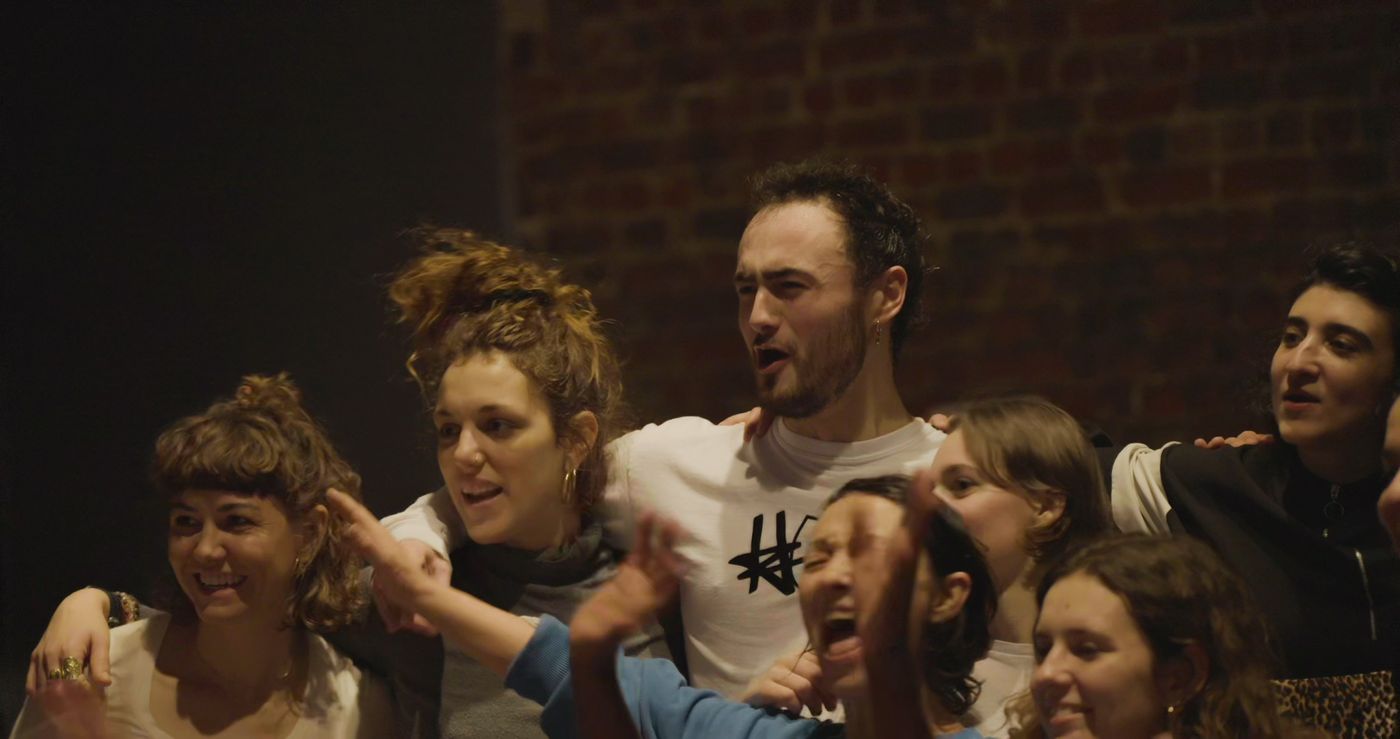 Alors il danse