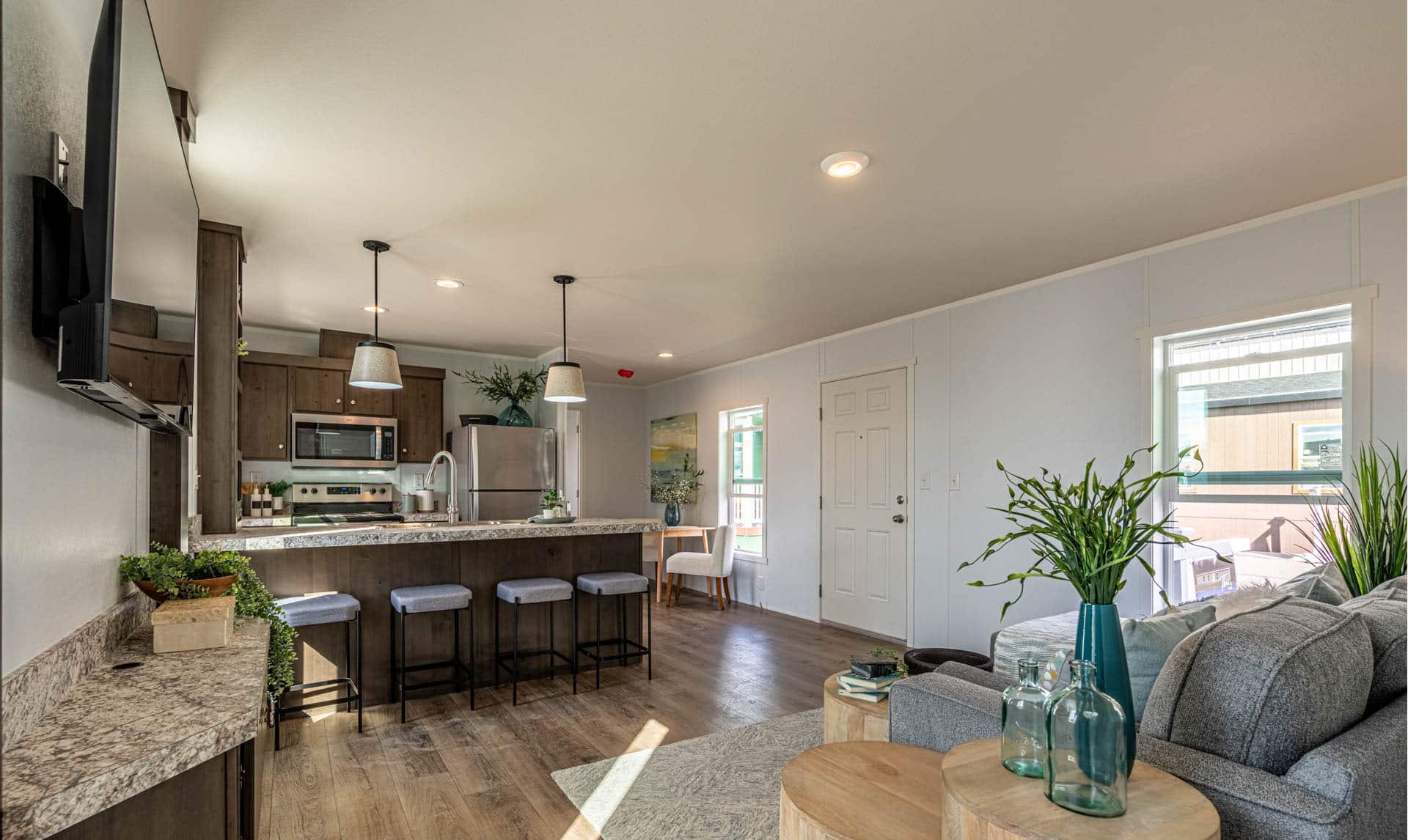Pure Series / 16603P The Pursuit - Poky Homes