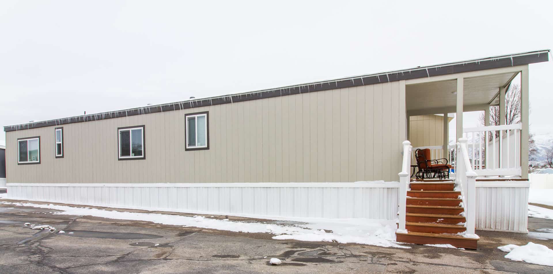 Broadmore Series / 14562B The Spectre - Poky Homes